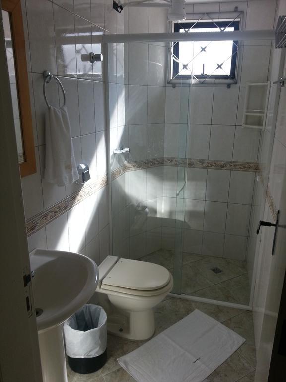 Hotel Pousada Valintur Balneário Camboriú Rom bilde